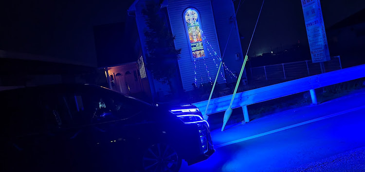 ヴォクシーのチーピンNo.46・Loose connect・Ange With Friend・GT-works・LEDプチイルミネーションに関するカスタム事例の投稿画像2枚目