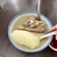 灶頂 原汁排骨湯,高麗菜飯