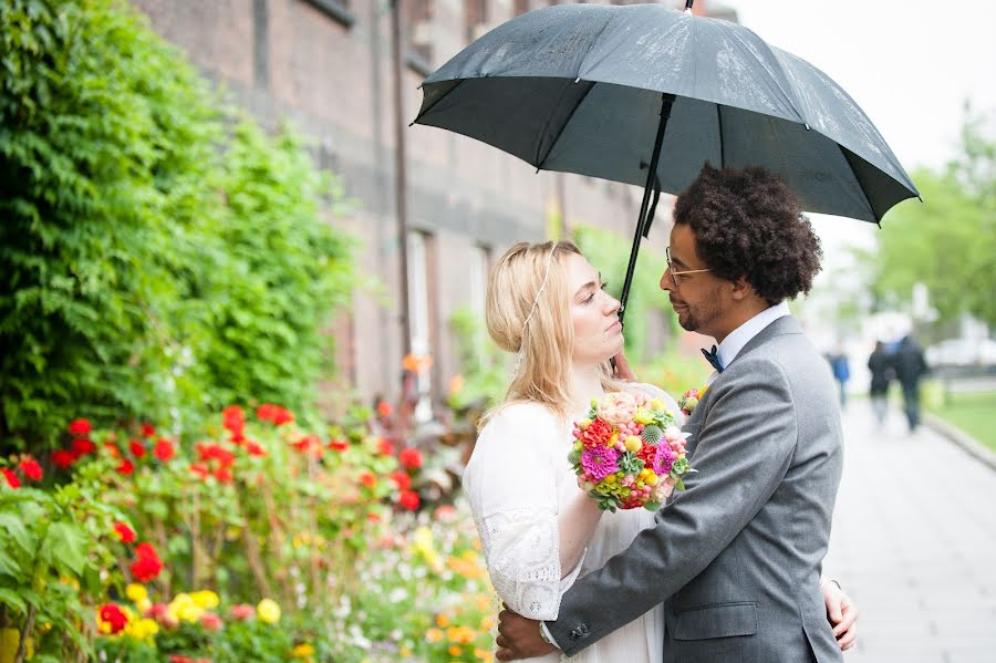 Fotografo di matrimoni Polina Svensson (fotoplanet). Foto del 23 luglio 2022