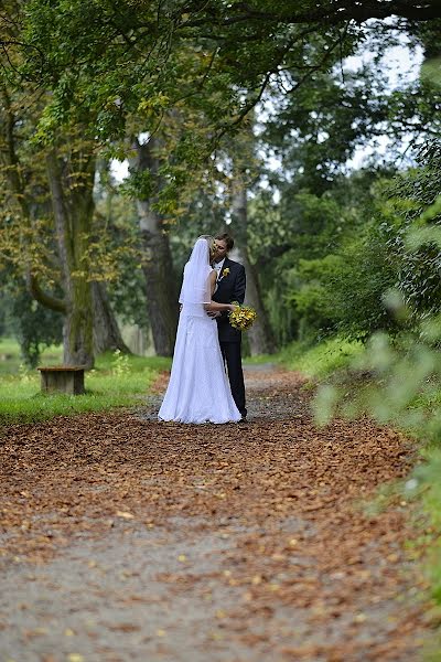 Fotógrafo de casamento Petr Kovář (kovarpetr). Foto de 25 de abril 2015