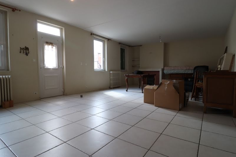 Vente maison 5 pièces 111 m² à Moulins (03000), 131 590 €