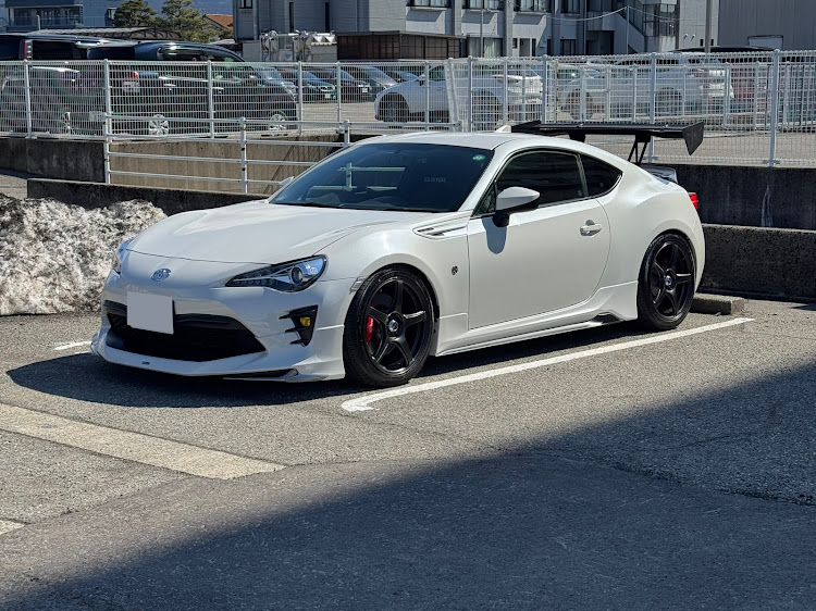 Nomutezzaさんが投稿した86・86BRZ・86 zn6・自動車税の季節ですね・DIYに関するカスタム事例の投稿画像1枚目