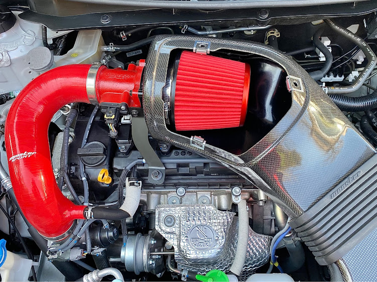 スイフトスポーツのスイフトスポーツ・zc33s・カスタム・チューニング・ドレスアップに関するカスタム事例の投稿画像4枚目