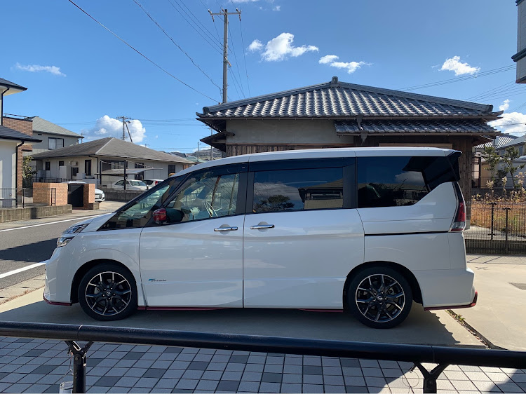 セレナのロードスターNC・シフトノブ・ノーマルな純正品です^ ^に関するカスタム事例の投稿画像1枚目