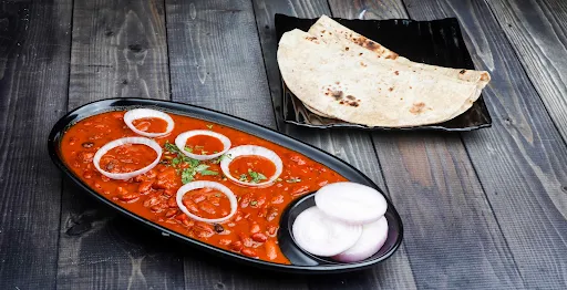 Rajma With 3 Chapati