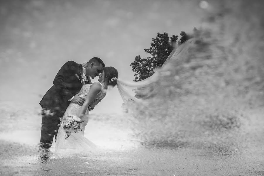 Fotógrafo de casamento Zoltán Szűcs (studiopixel). Foto de 13 de junho 2023