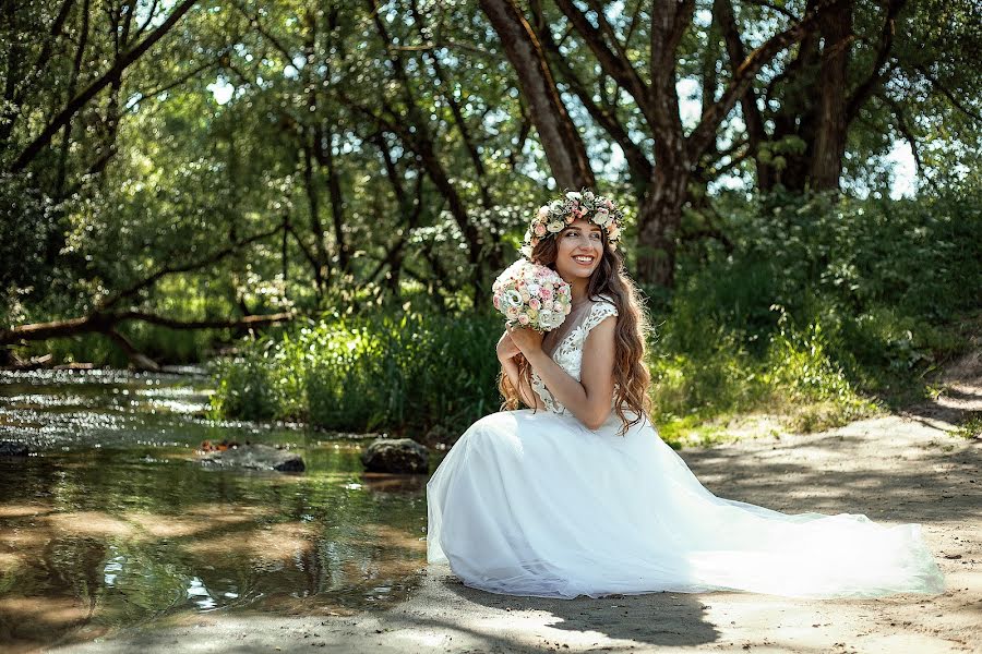 Fotografo di matrimoni Mariya Vishnevskaya (photolike). Foto del 3 luglio 2019