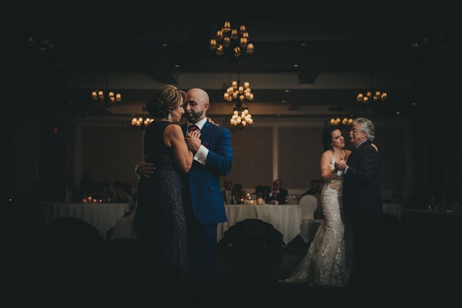 Fotógrafo de casamento Taryn Pickard (itphoto). Foto de 11 de dezembro 2019