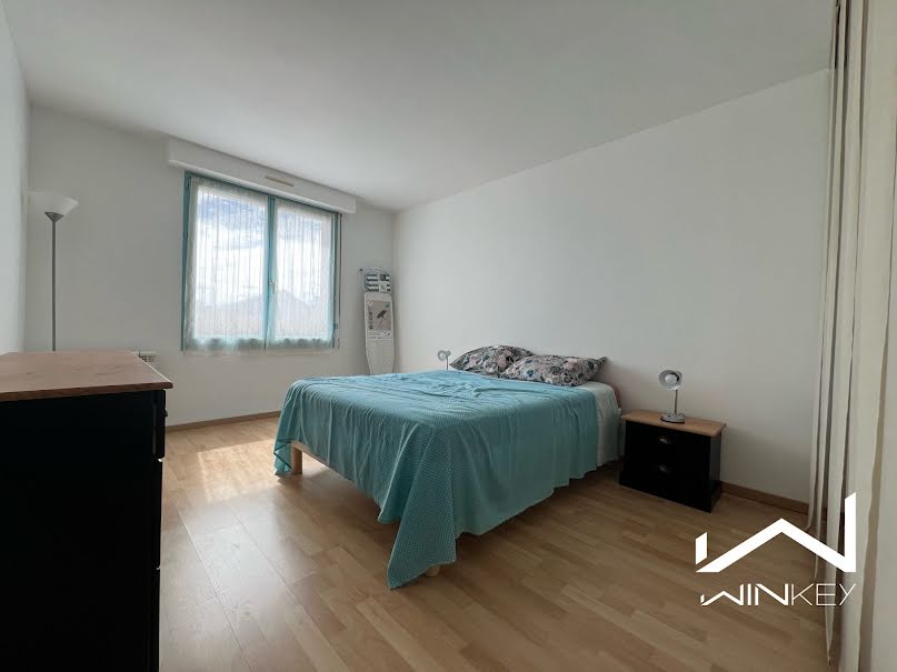 Location meublée appartement 2 pièces 45 m² à Mantes-la-Jolie (78200), 920 €