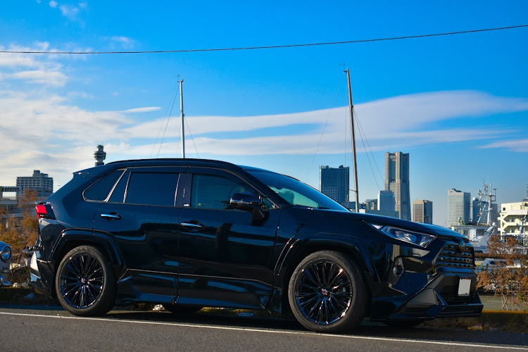 RAV4の目指せPickUpCars・ピックアップイベント参加したい・ドライブ・横浜マリンタワーに関するカスタム事例の投稿画像1枚目