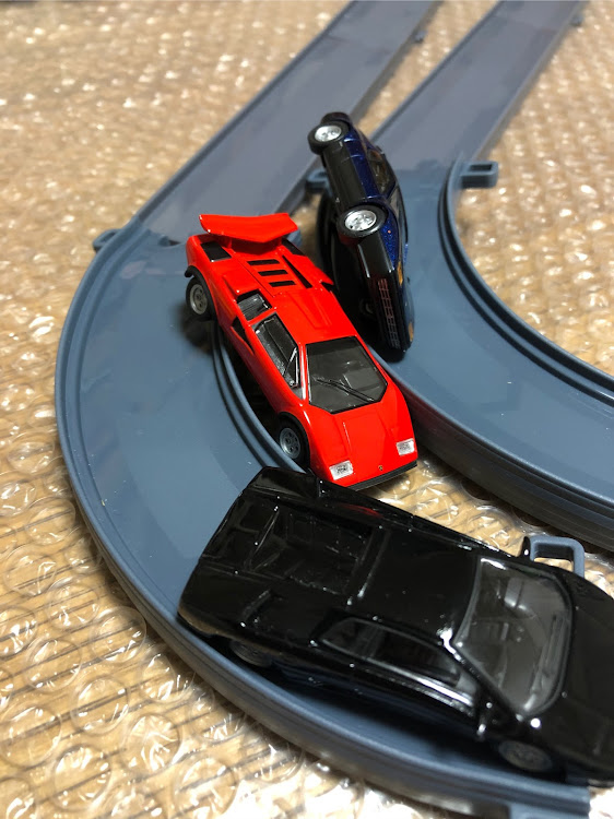 GTOのもどき島GPレース・ハマの黒ヒョウ見参・成金兄弟にリベンジ・GTO嬢の快進撃始まるに関するカスタム事例の投稿画像8枚目