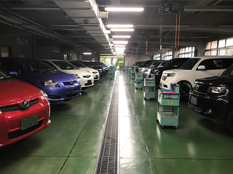 翔也bBさんが投稿した学校・TOYOTA・オーリス・bB qncに関するカスタム事例の投稿画像1枚目