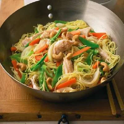 Chicken Singapore Rice Noodles