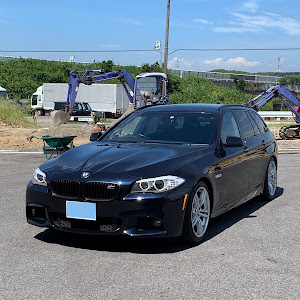 523i Touring M-Sport