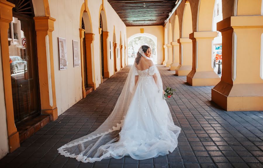 Fotografo di matrimoni Emmanuel Ortiz (emmartiz). Foto del 16 agosto 2023