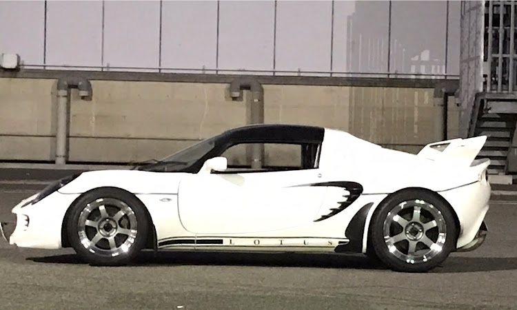 エリーゼのte37v・Lotus Elise・ELISE・ロータスエリーゼに関するカスタム事例の投稿画像1枚目