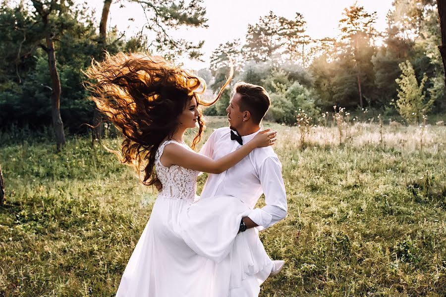 Fotografo di matrimoni Evgeniy Platonov (evgeniy). Foto del 12 settembre 2017