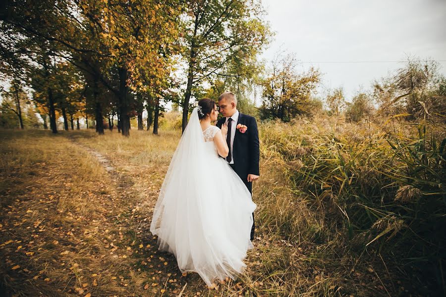 Wedding photographer Olga Kuksa (kuksa). Photo of 5 November 2019