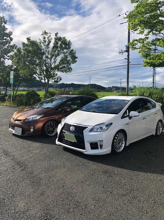 プリウスの仲の良い繋がりは、大切にしたい。・お荷物の御用命は西濃運輸へ😊・久しぶりのオヤジーズ🎵・水害に遭われた方々に御見舞申し上げますに関するカスタム事例の投稿画像5枚目