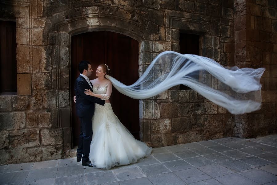 Fotógrafo de casamento Charalambos Iacovou (iacovou). Foto de 14 de fevereiro 2014