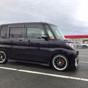 タントカスタム LA600S