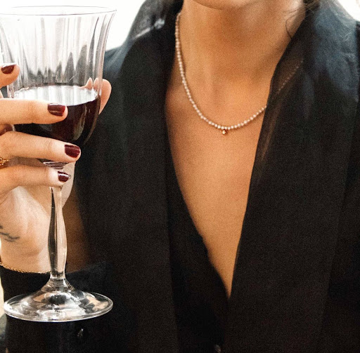 Title 2, Womens natural pearl necklace
