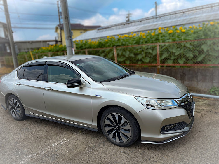 アコードの向日葵と愛車・ルーフキャリア・７月もよろしくお願いいたします・Do you have a HONDA?に関するカスタム事例の投稿画像4枚目