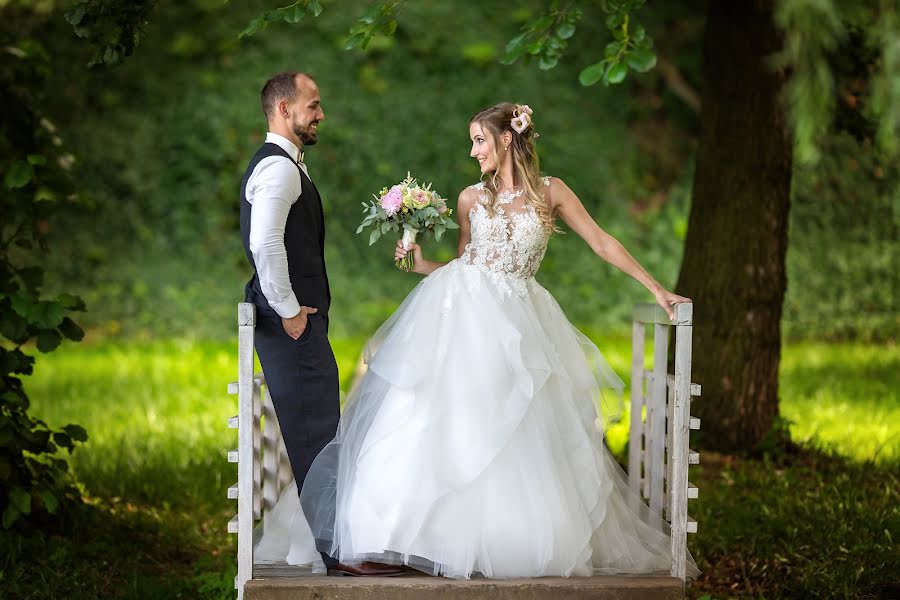 Fotografo di matrimoni Mirek Bednařík (mirekbednarik). Foto del 9 novembre 2019