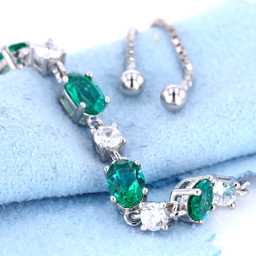 Title 4, Emerald Bracelet 3 Carat Group Set Sidestones E...