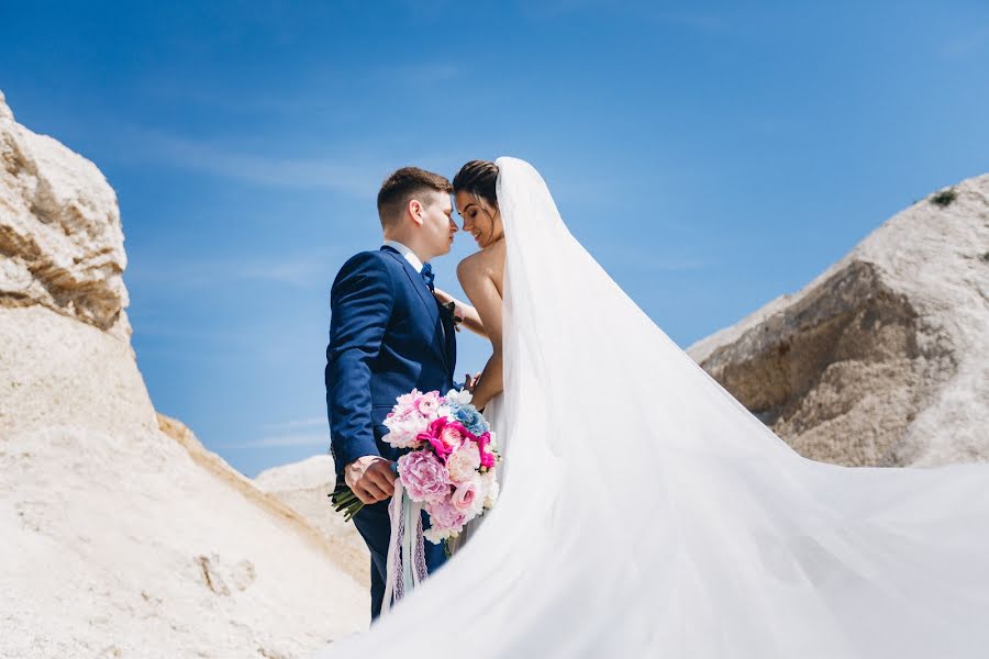 Fotógrafo de casamento Sergey Kravchuk (greyton). Foto de 13 de julho 2017