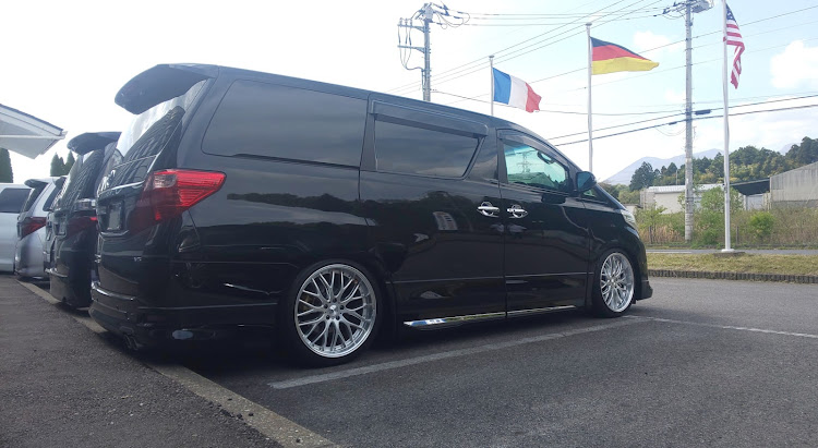 アルファードのゴールデンウィーク・midnight-family・那須高原・お散歩に関するカスタム事例の投稿画像8枚目