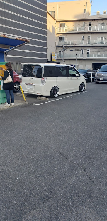 ステップワゴンスパーダのドライブに関するカスタム事例の投稿画像2枚目