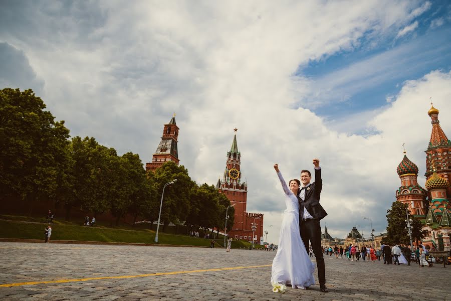 Fotografo di matrimoni Anton Valovkin (valovkin). Foto del 17 giugno 2014