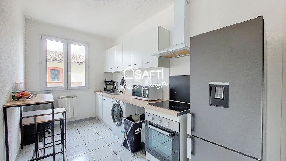 Vente appartement 3 pièces 68 m² à Saint-Sulpice-sur-Lèze (31410), 88 000 €