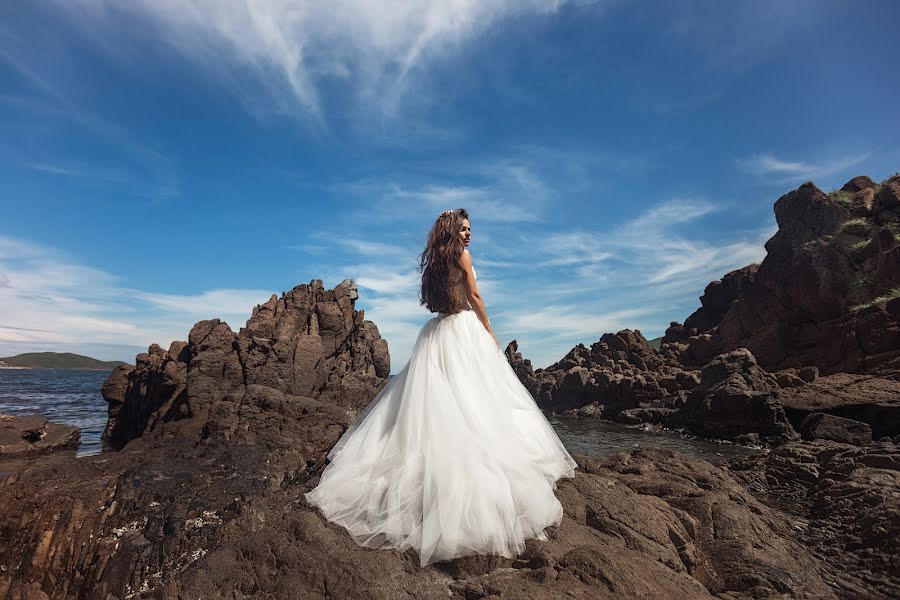 Fotógrafo de casamento Marina Khonyak (marinahonyak). Foto de 15 de outubro 2016