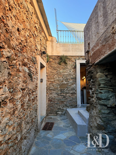 House with pool and terrace 5