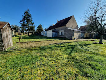 maison à Les Bordes (45)