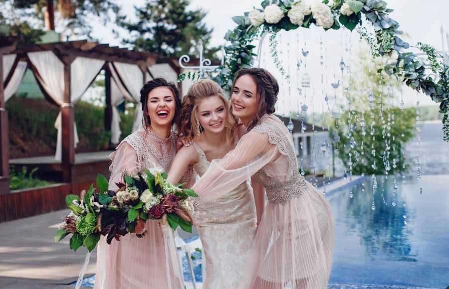 Wedding photographer Ekaterina Mikhaylenko (kelsi). Photo of 16 May 2018