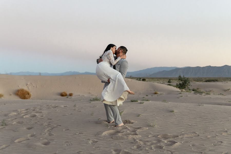 Fotografo di matrimoni Carolina Alamos (carolinaalamos). Foto del 16 aprile