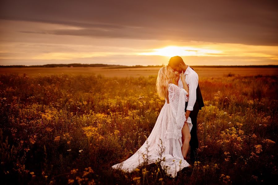 Fotógrafo de casamento Kamila Mądrzyńska (kmadrzynska). Foto de 9 de novembro 2020