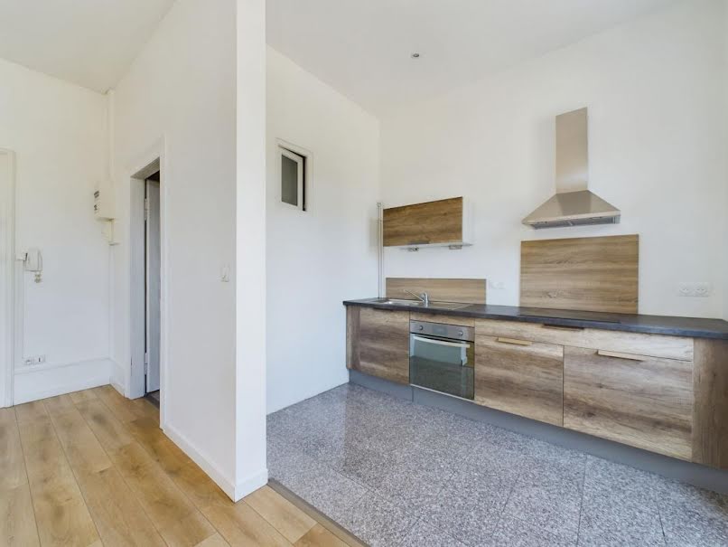 Location  appartement 1 pièce 44 m² à Strasbourg (67000), 740 €