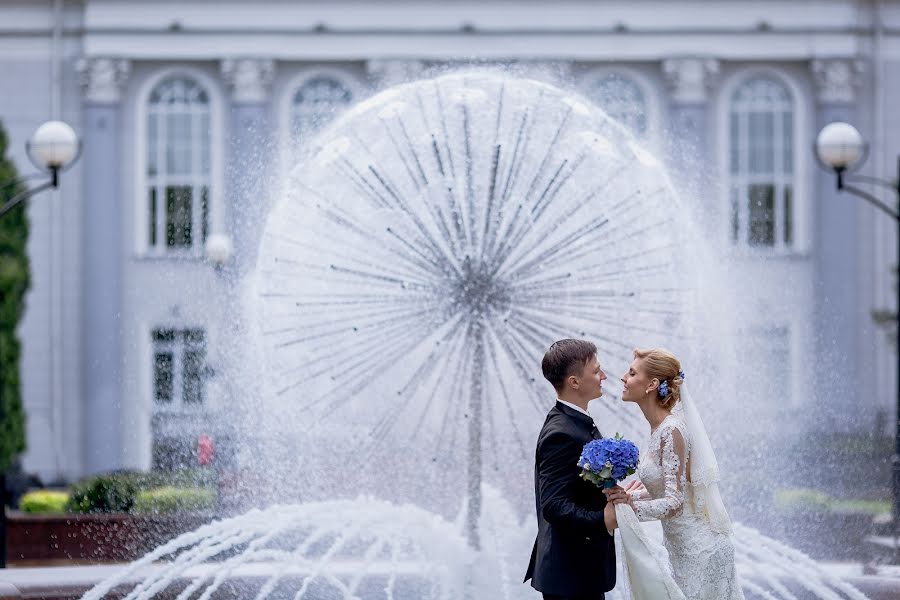 Wedding photographer Olya Shlemenkova (missolka). Photo of 13 September 2014