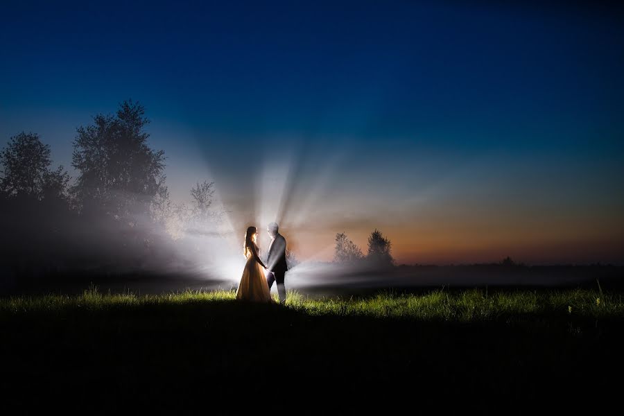 Fotógrafo de bodas Filip Skrabacz (photofil). Foto del 25 de septiembre 2018