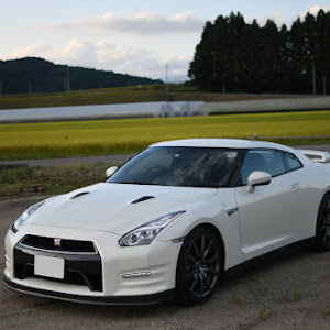 NISSAN GT-R R35