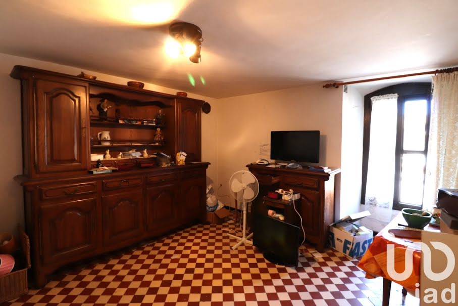 Vente maison 8 pièces 161 m² à Montmeyan (83670), 119 000 €