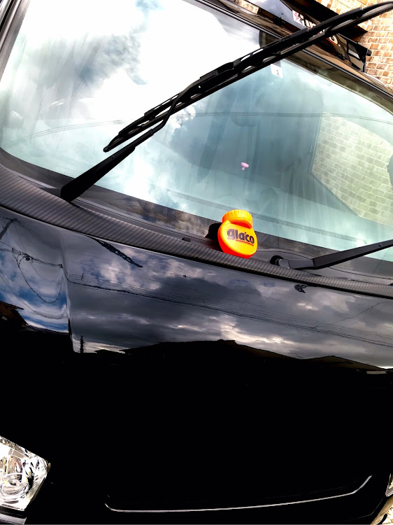 ハイエースバンの黒バンパー愛好会・塩ラーメンに関するカスタム事例の投稿画像1枚目