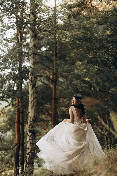 Wedding photographer Anastasiya Korotkikh (fuxiya). Photo of 14 January 2019