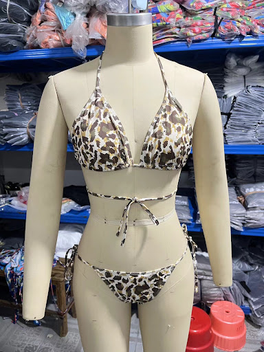 Title 7, Beach Bath Seamless Breathable Banded Bikini Sw...