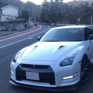 NISSAN GT-R R35