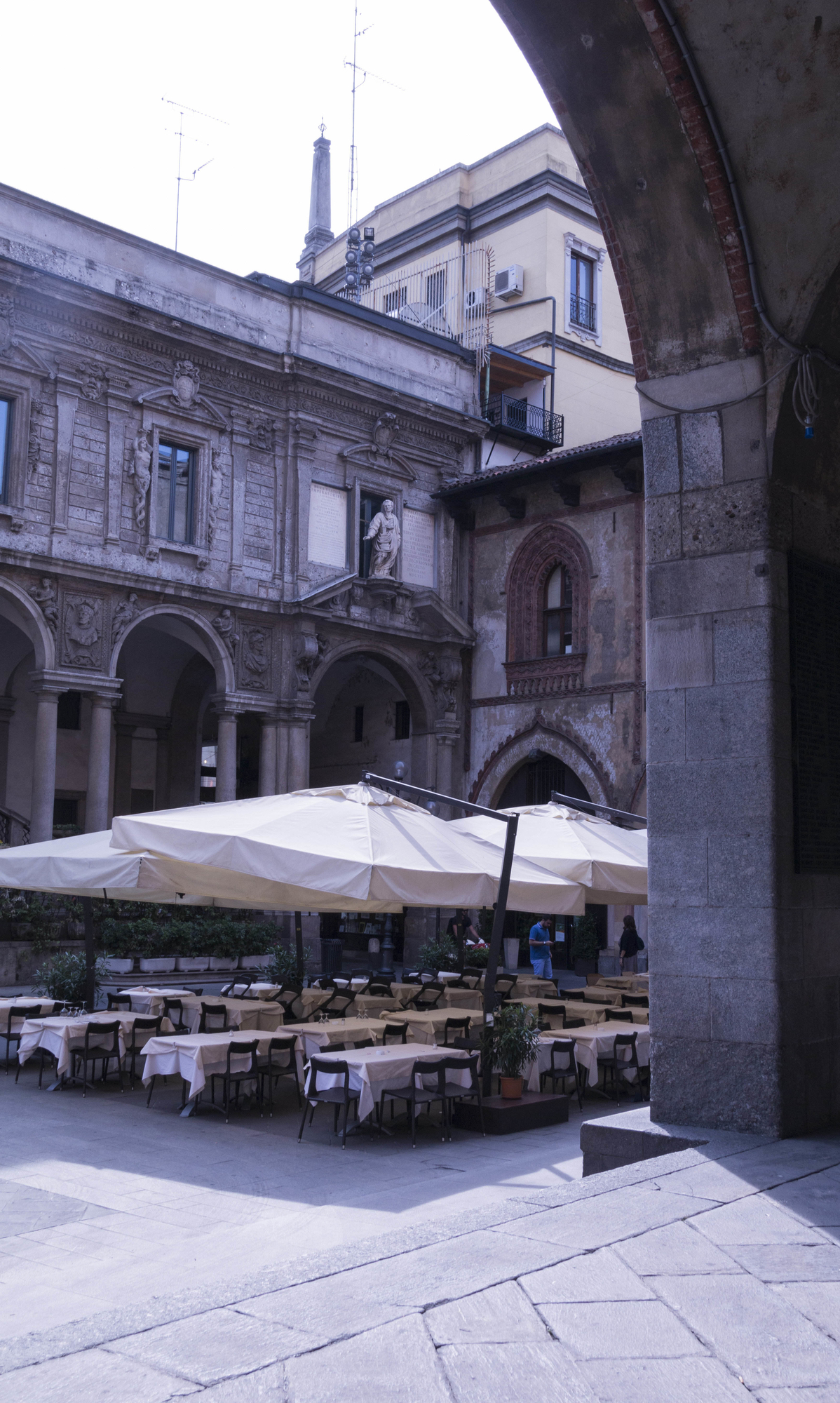 Piazza dei Mercanti  di deborah marchese ragona